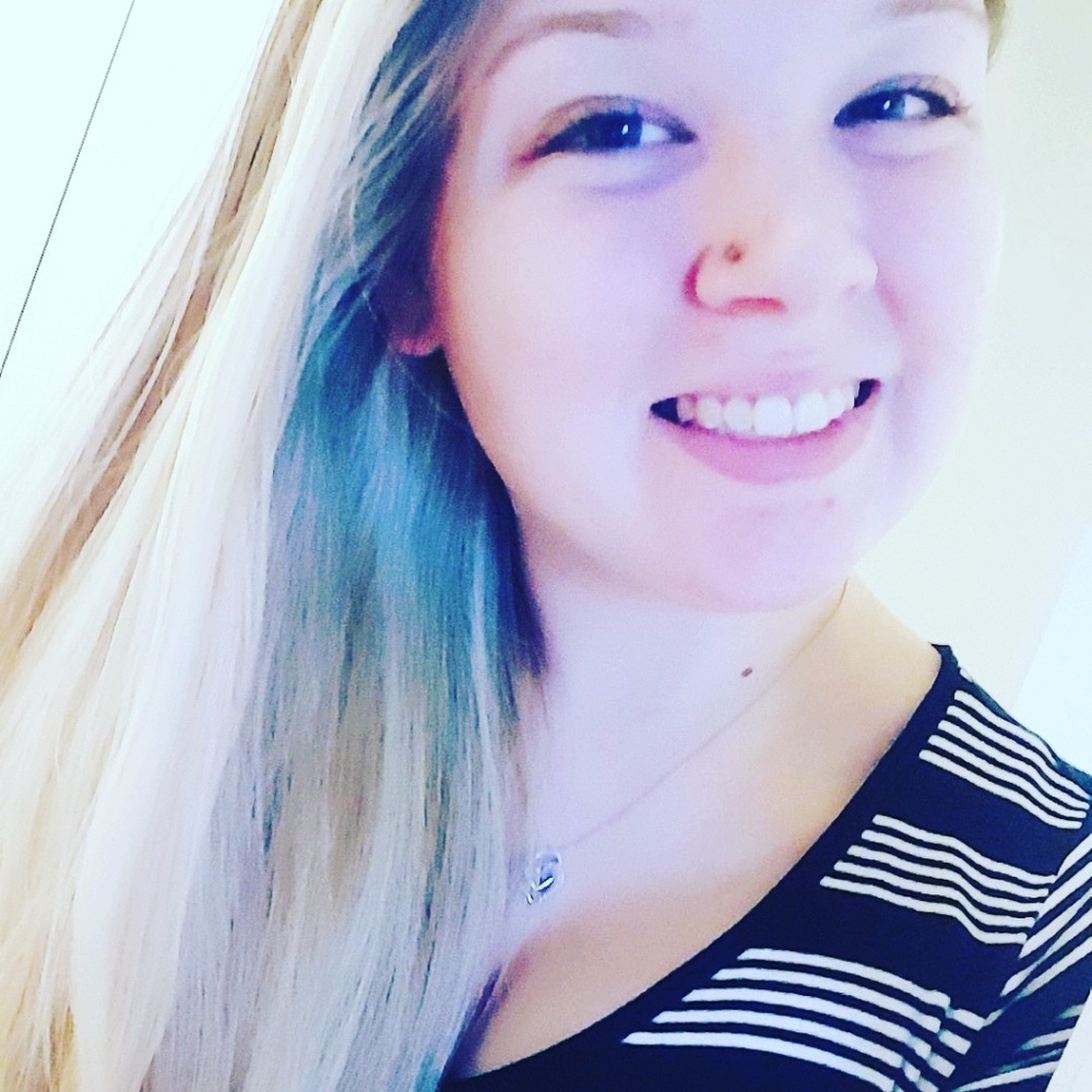 Meet your Posher, Amber